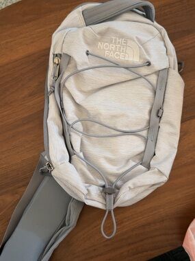 The North Face Light Gray Sling Pack - Everyday Carry